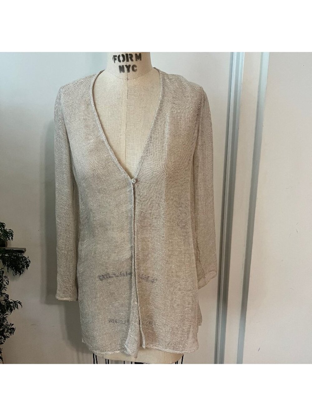 EILEEN FISHER Natural Organic Linen Mesh Lagenlook V-Neck Sweater Size Petite XS